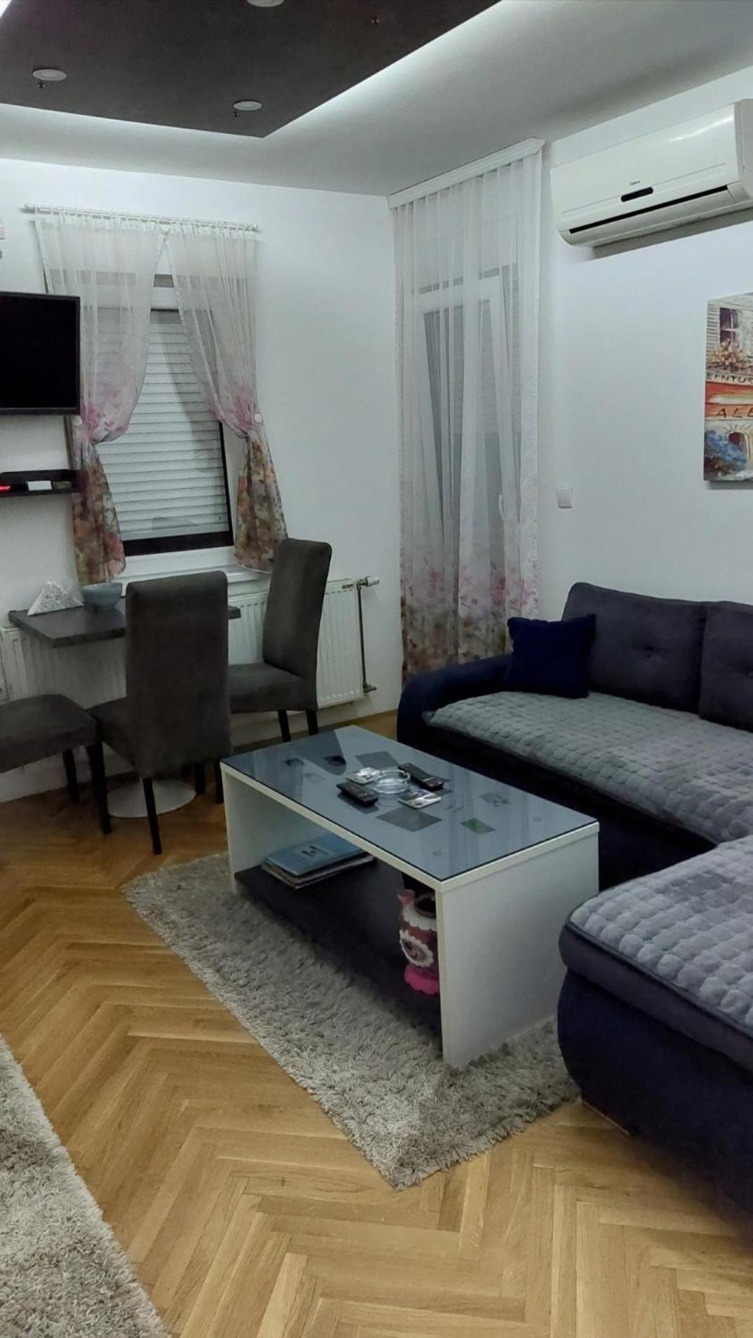 Apartman Luna Apartment Valjevo Exterior photo